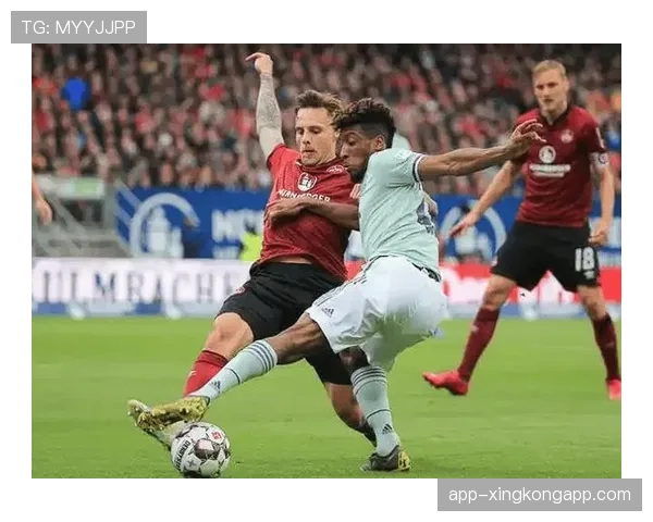 奥格斯堡1-0小胜柏林赫塔,制胜球源于一次精心演练的定位球战术